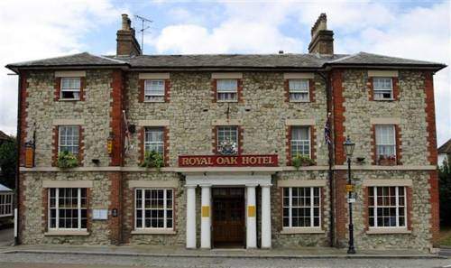 The Royal Oak Hotel | 🌟